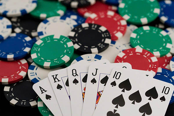 poker có luật chơi đơn giản